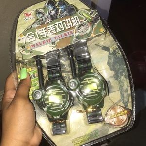 walkie talkie watches